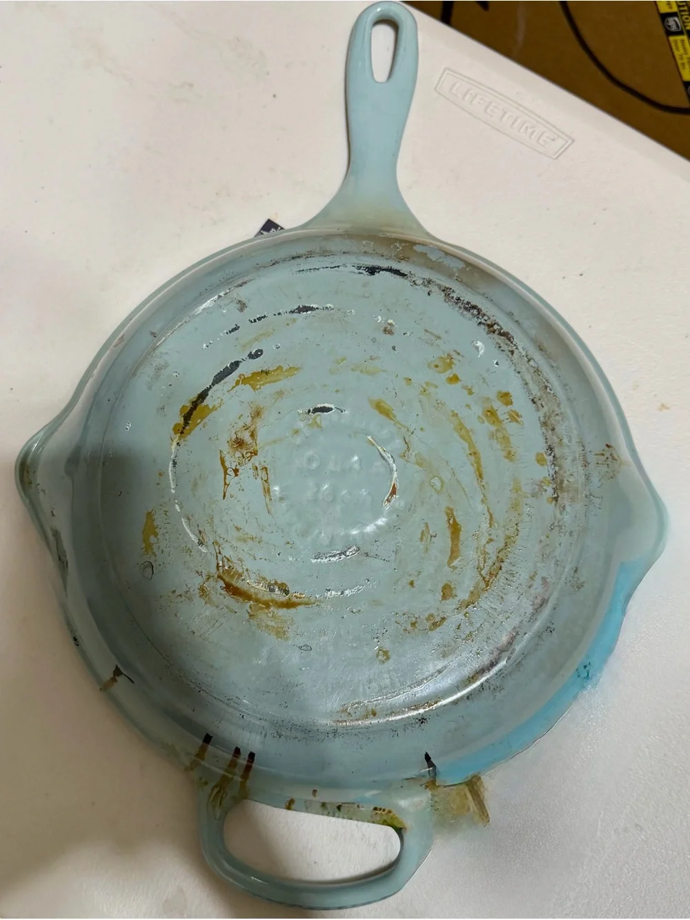 Le Creuset authentic le